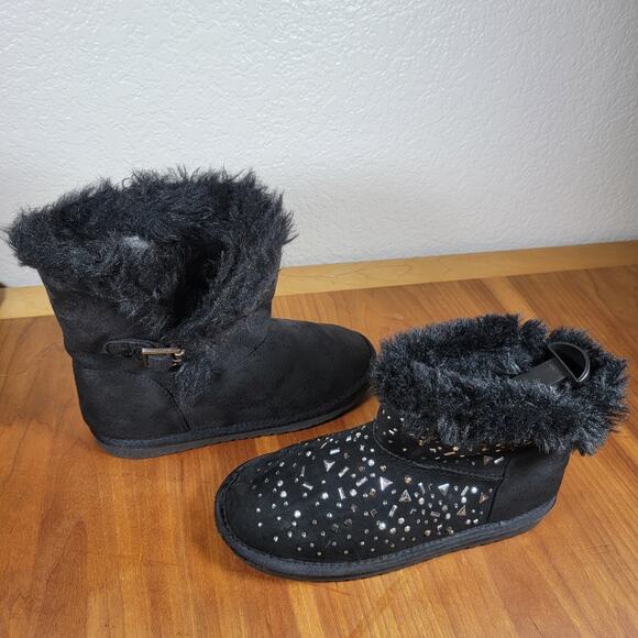 Girls Black Faux Fur Sparkly Sugar & Jade Studded & Place Buckle Winter Booties - Picture 1 of 16